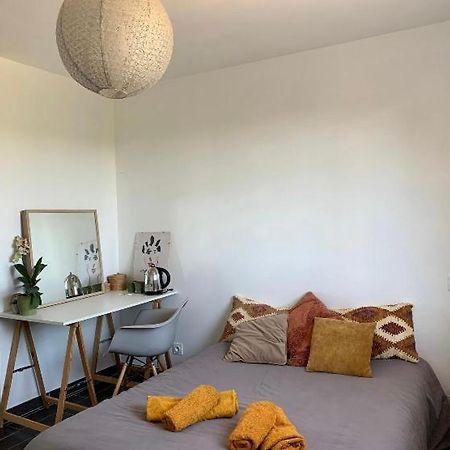 Charmante Chambre Dans Une Maison De Campagne Saint-Étienne-de-Fontbellon Eksteriør bilde